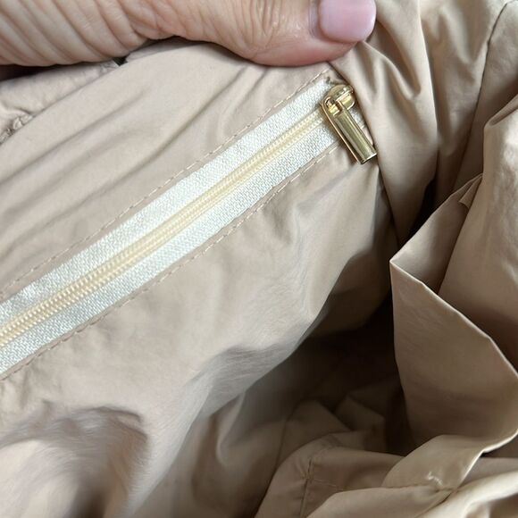 New puffer crossbody shoulder handbag purse neutral designer-look tan gold-tone - Picture 13 of 14